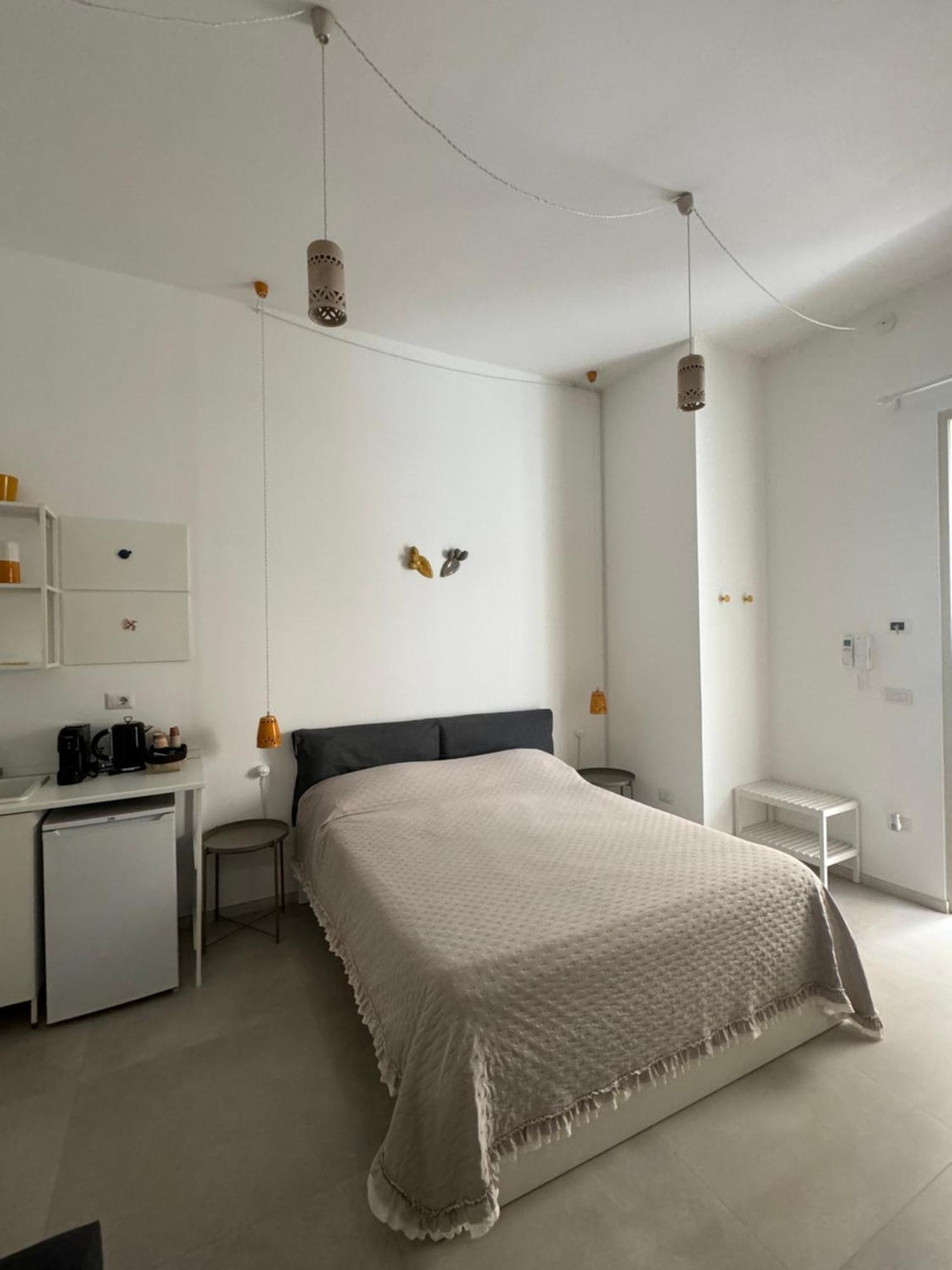 Zefiro Suites Lecce Extérieur photo